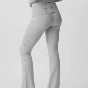 Yogapants  - Snygga grå yogapants ifrån Gina tricot, aldrig använt dom🩷