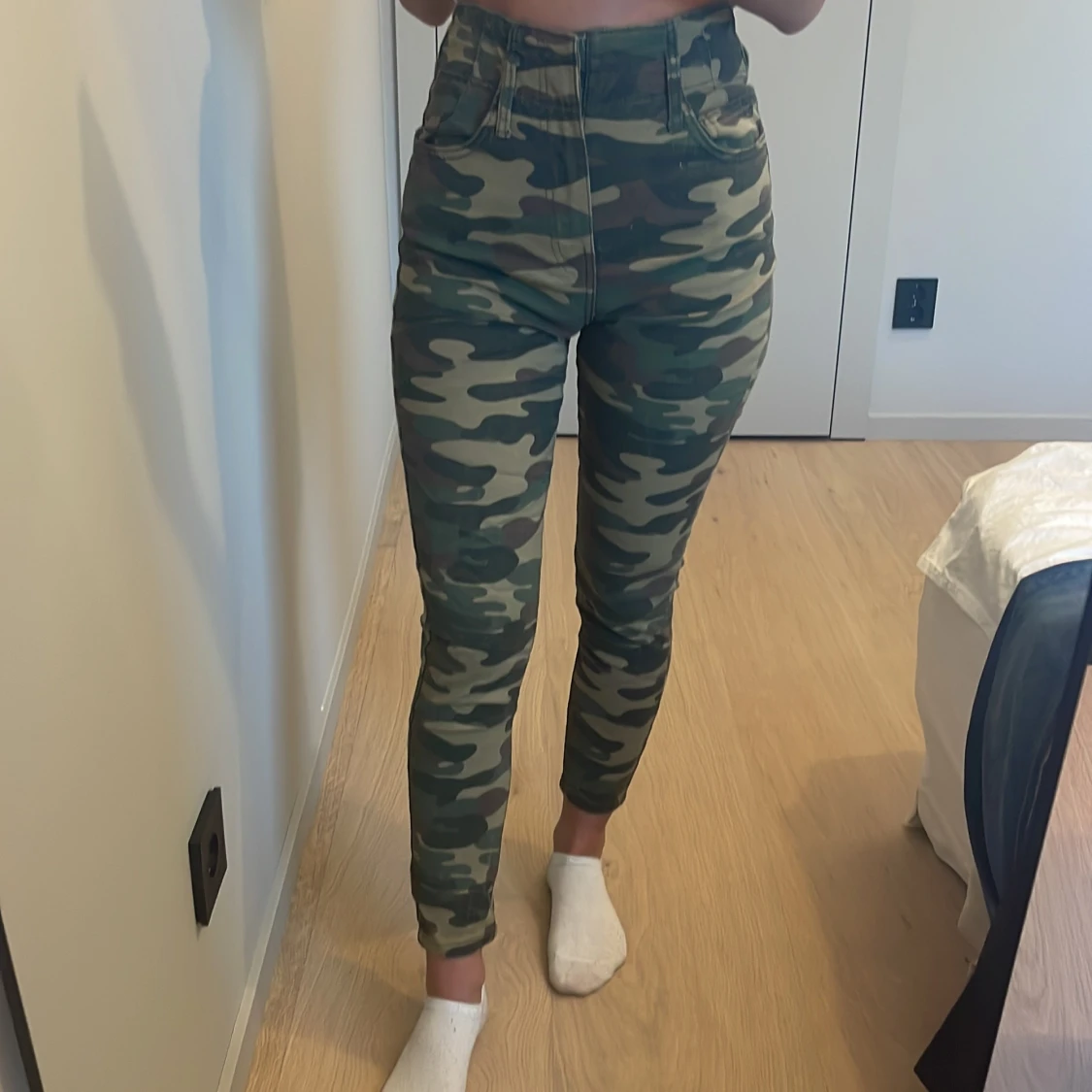 Militär jeans bershka 