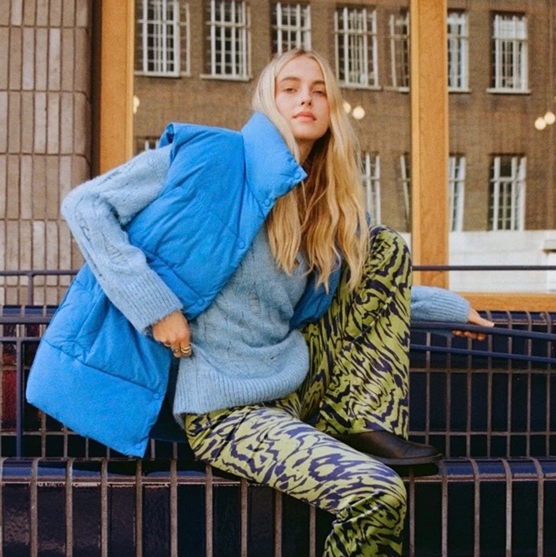 Blå väst från Zara - 90