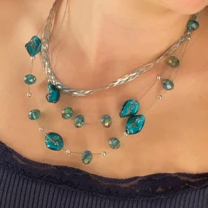 Fint halsband!  - Säljer detta fina blåa  halsband!❤️💖så unik o fint❤️