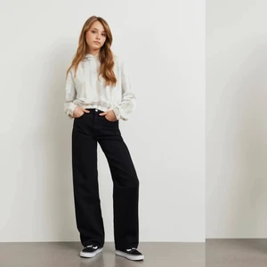 SÖKER kontakt om du har från gina Young  - Söker från Gina young💕