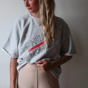 Grå tröja  - Cheap monday tröja. Frakt tillkommer