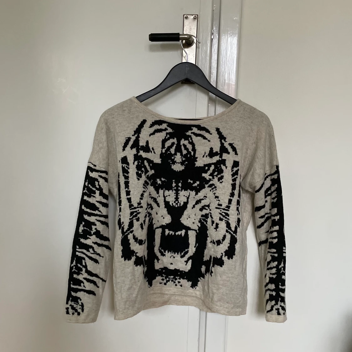 Tiger tröja S - 91