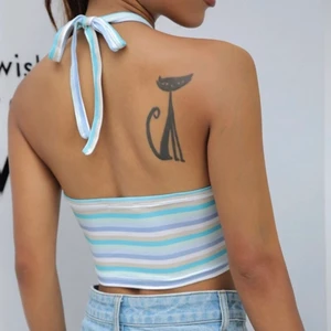 gulligt linne - säljer detta linnet ifrån Shein! (Lånade bilder därifrån) Har aldirg andvänt det. för egna bilder kontakta mig. priset kan diskuteras & frakt tillkommer!💘