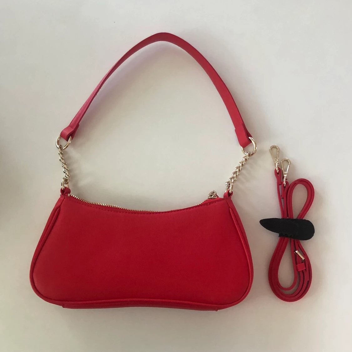 Röd axelväska från H&M