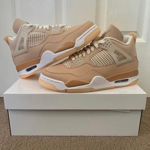Jordan retro 4 Shimmer  - Brand new with receipt and Clean box , never tried and really nice colour for autumn super clean. Extra shoe laces no damage in box 