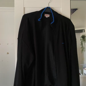 Svart jacka - Svart oversized jacka som passar perfekt till hösten💕