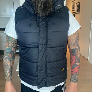 G-star blå väst herr  - Original g-star väst herr blå färg 