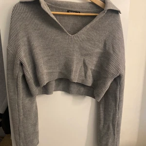 Ribbat mjukissett  - Ribbat mjukissett från boohoo. Stl M i hela settet . Säljer pga att den aldrig används, men super mysig nu till hösten !! 