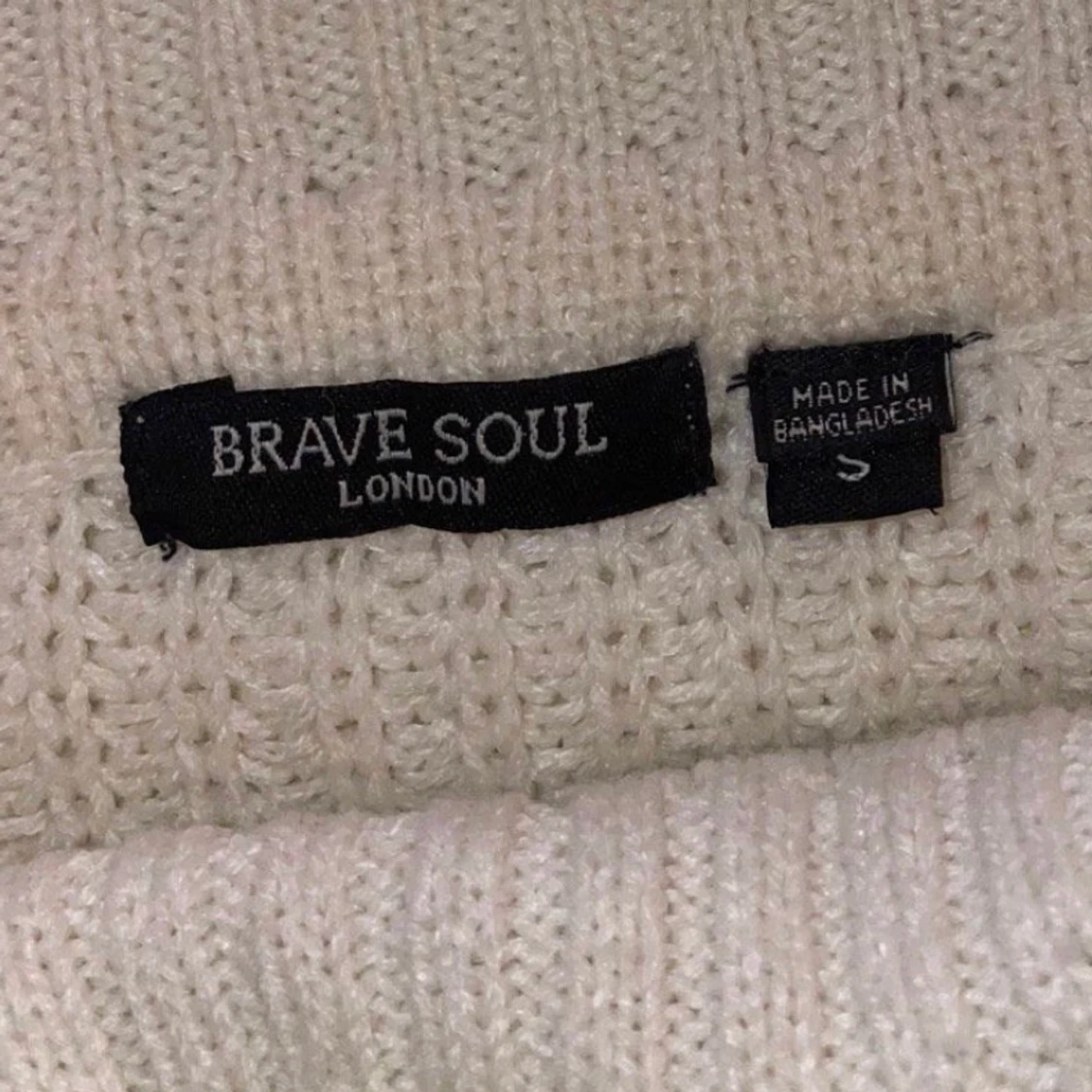 Stickad offshoulder  - 91