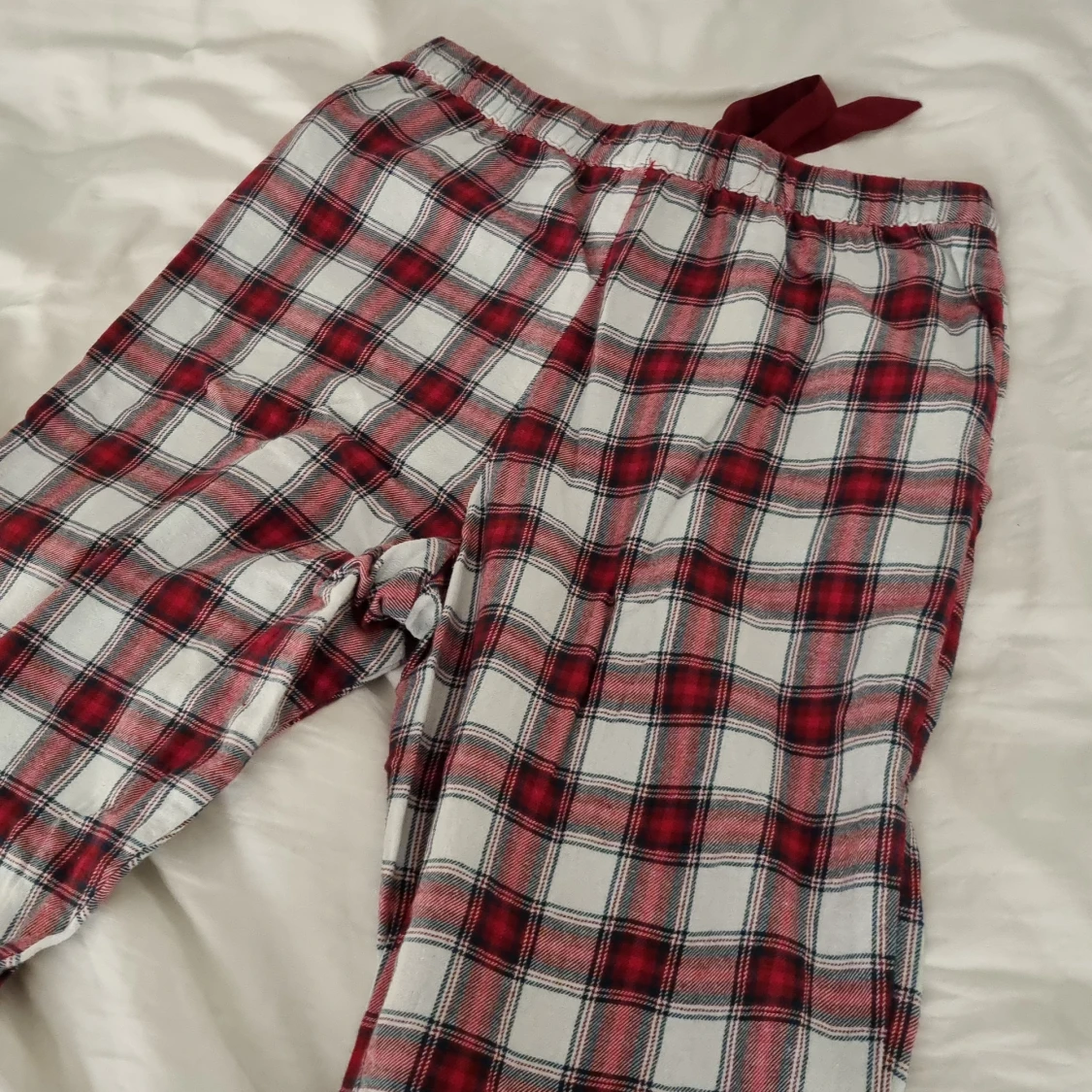 Pyamasbyxor strl M - 90