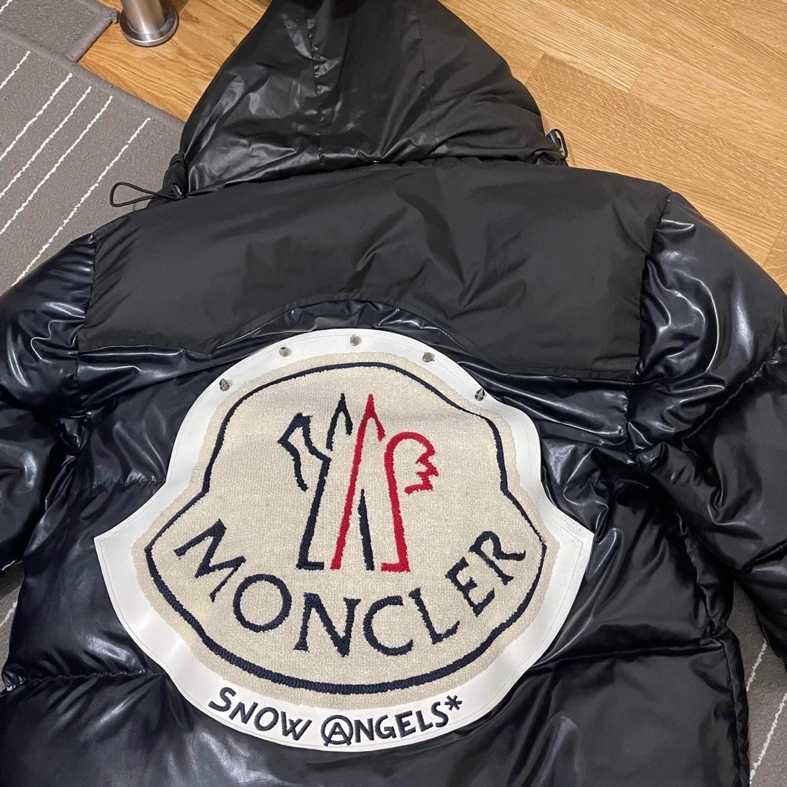Moncler jacka - 90