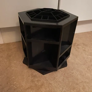 Sminkställ/ sminkförvaring - Sminkställ i perfekt skick (bara lite dammig) säljer den pga den inte kommer till användning längre. Kan mötas i göteborg och pris kan diskuteras 