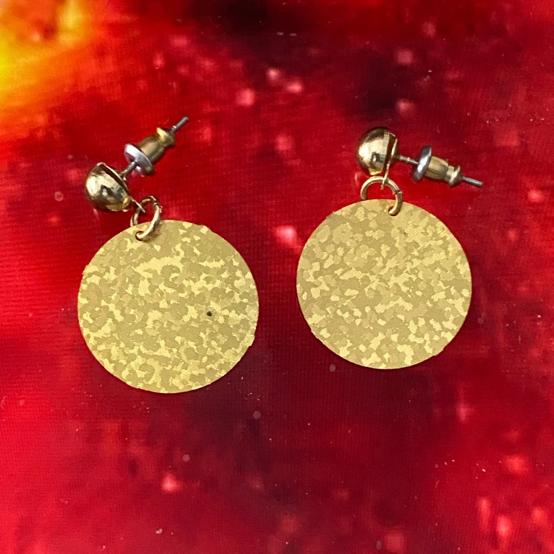 Små handgjorda örhängen ❤️ 3 cm långa - 91