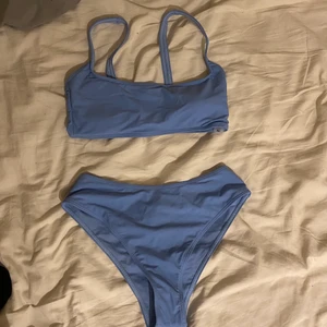Bikini - En bikini från shein som jag aldrig har använt men som är jätte fin. Ni betalar för frakt.