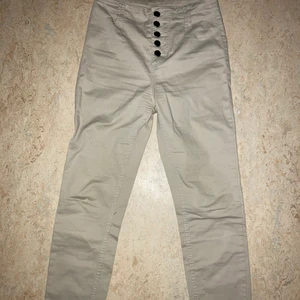 Byxor! - Säljer de här byxorna för 50kr+frakt😊