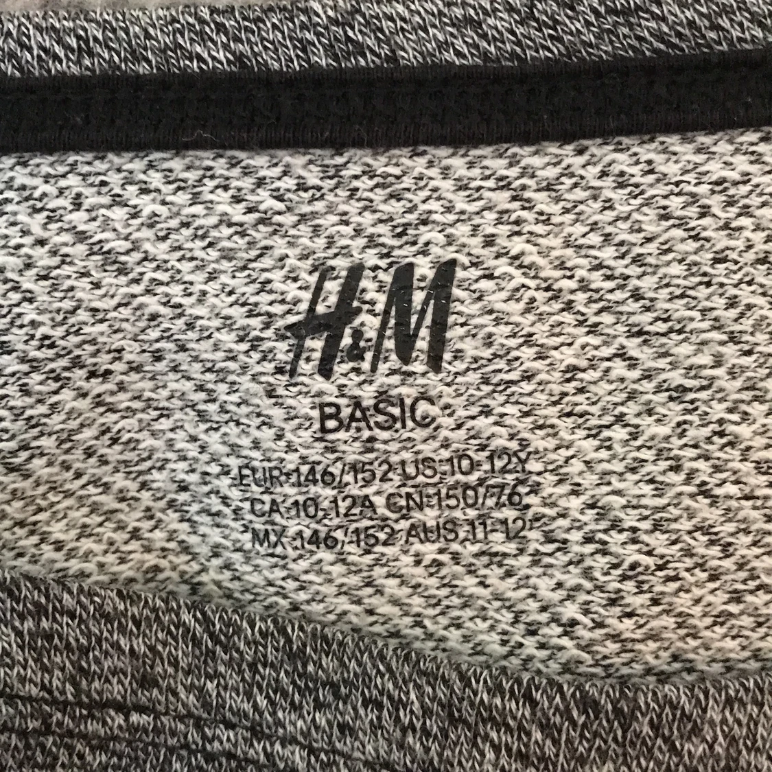 Grå långärmad  - 91