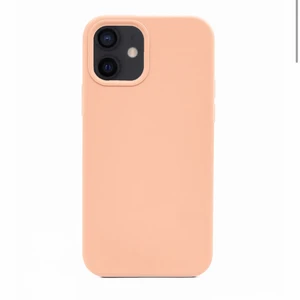 iPhone skal - iPhone 12 / 12 PRO skal som är oöppnat. Säljer då jag köpte till fel mobil. Skalet är i silicon och färgen korall. Nypris 249kr via steplershop.se 