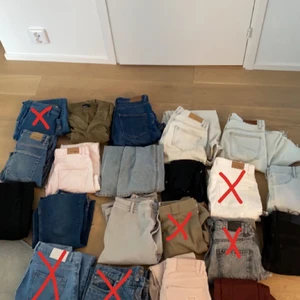 Jeans - Vida, mom jeans, skinny jeans. Storlek 32 - 36.. från 49kr 
