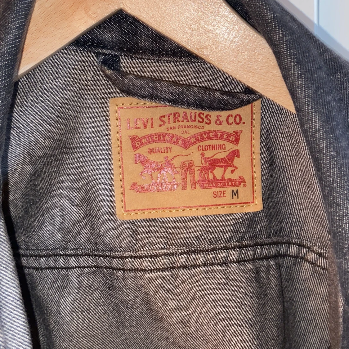 Svart Levis jeans jacka  - 90