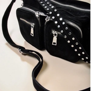Noella bag - Säljer min snygga väska från two angels i modellen noella⭐️ 