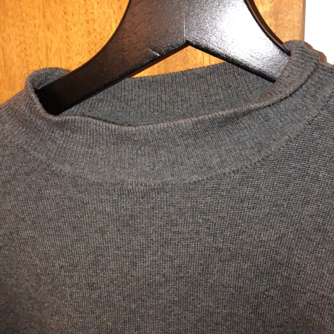 Grå stickad tröja - 90