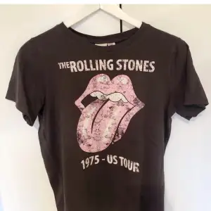 Rolling Stones T-shirt från hm i nytt skick 