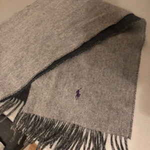 Polo Ralph lauren halsduk  - Oanvänd. Väldigt bra skick