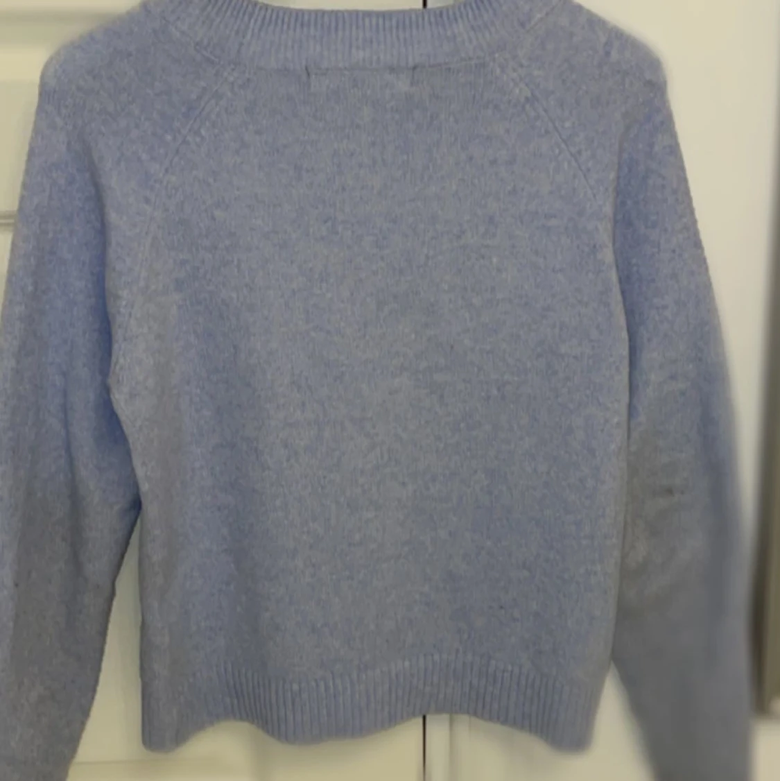 Blå tröja  - 91