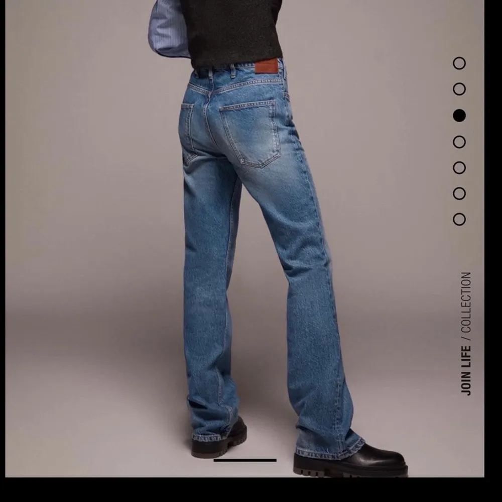 Fina jeans ifrån zara i storlek 36💕köparen står för frakten💕. Jeans & Byxor.