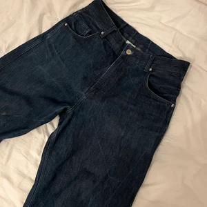 Baggy jeans  - Superbaggy jeans från distrix fortysix! Originalpris 799kr. Söker en ny ägare som har bättre användning av dem än mig🙏