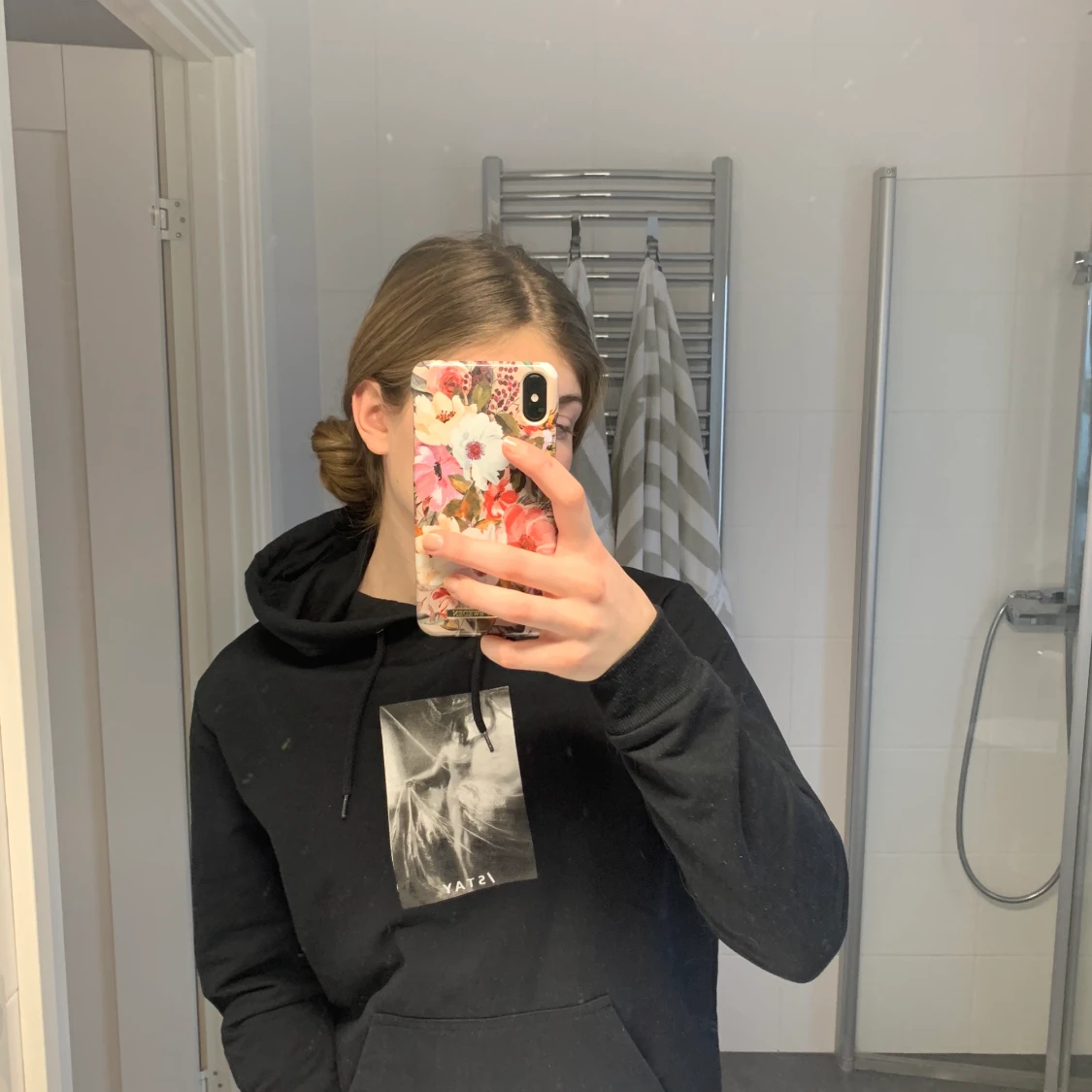 Hoddie med tryck från STAY