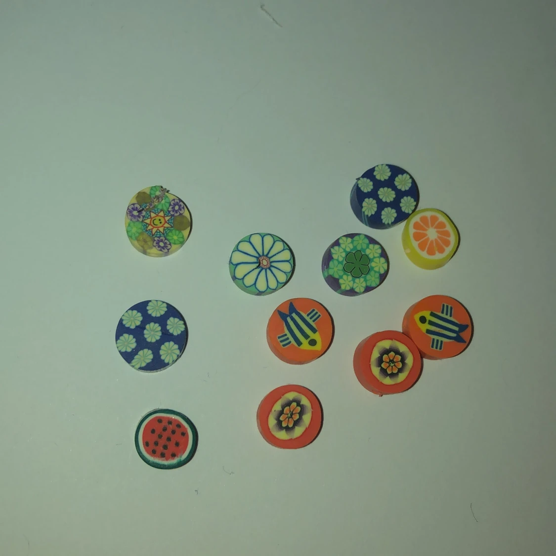 Olika frukter och pärlor