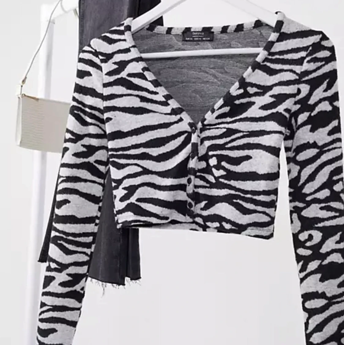 Stickad Zebramönstrad Kofta - 91