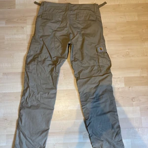 carharrt wip aviation pant  - 9/10 condition i storlek 29x32
