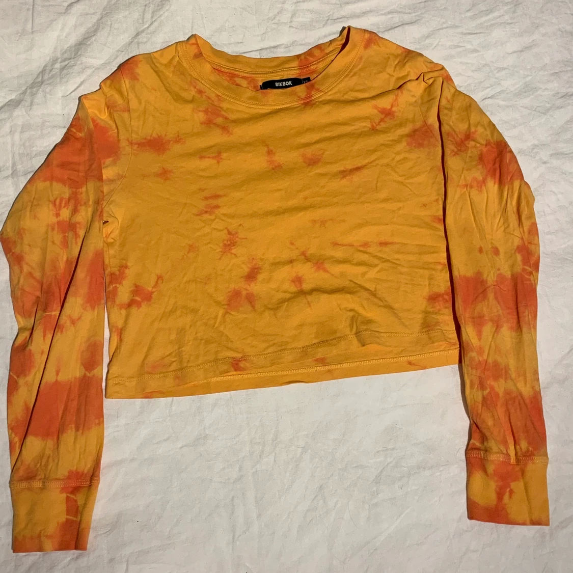 Tie-dye långärmad gul/orange topp!!