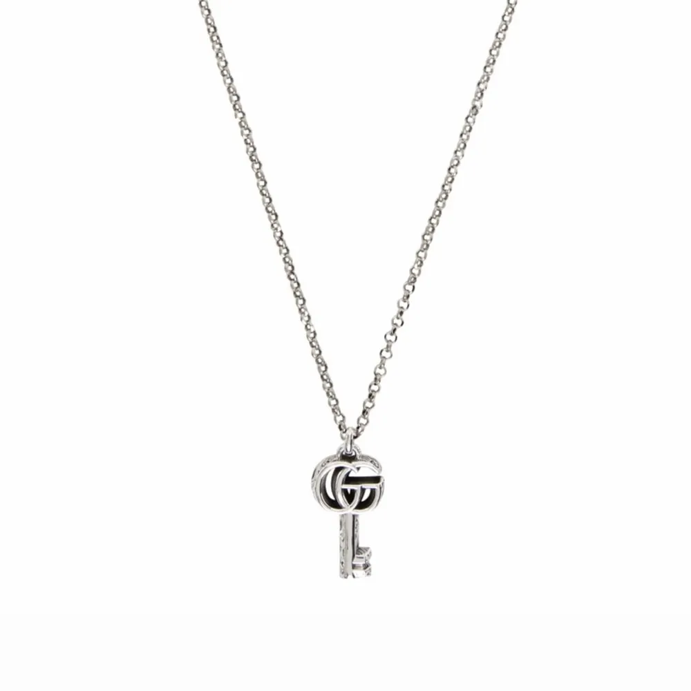  Gucci Silver Double G Key Necklace   Size: UNI Price: 1499kr Brand new All og  Everything is 925 sterling silver & made in Italy. Accessoarer.