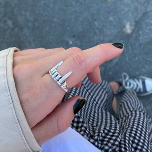 Ring - Superfin ring med huggtänder 💗
