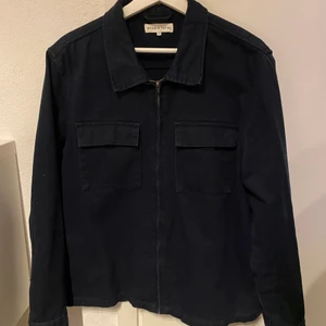 Studio total overshirt - Studio total overshirt utan några fläckar eller slitage. Köparen står för frakt! (66kr)