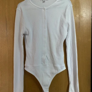 Body  - Storlek 40 (M) 
