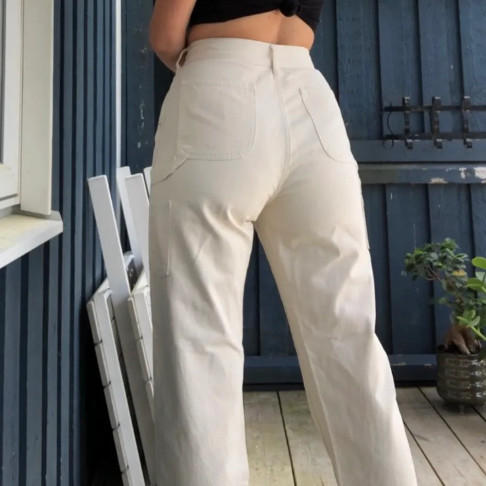 Brandy melville tammy cargo pants best sale