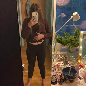 leggings strl 164 - ett par leggings från Kappahl i strl 164. Andvända ett få tal gånger.