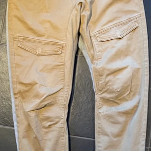 Nena and Pasadena / jeans  - These jeans are for the men or boys and girl who love to combine a relax and cool style! Ps Köpare står för frakt. 