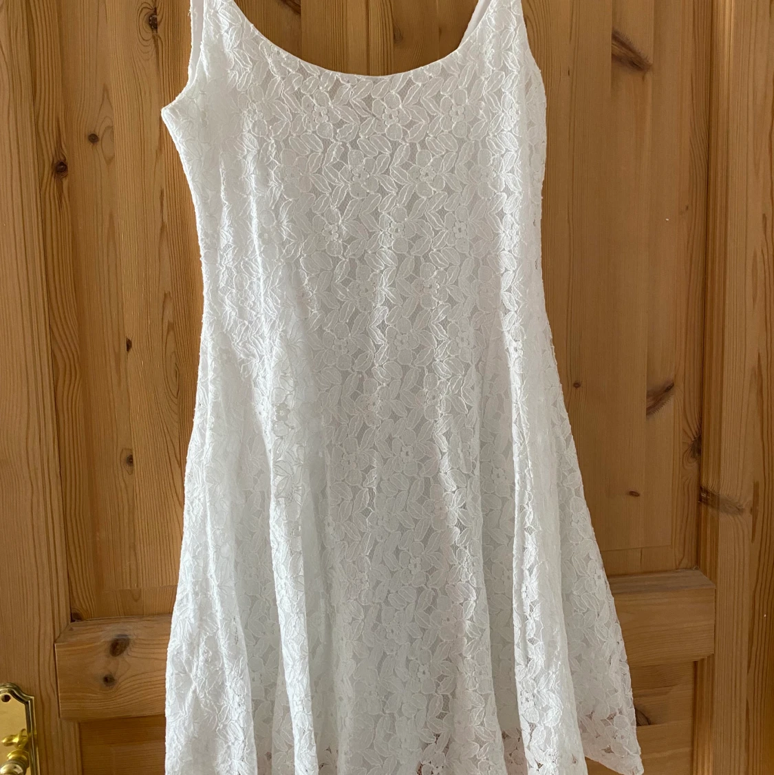 Vit sommarklänning, strl 36