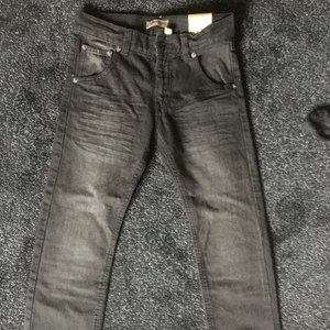 Straight-leg jeans - Ett par oanvända svarta straight-leg jeans i strl xxs🖤