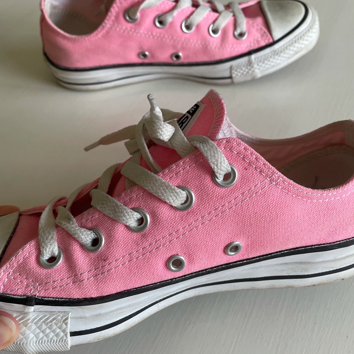 Nya rosa converse  - 91