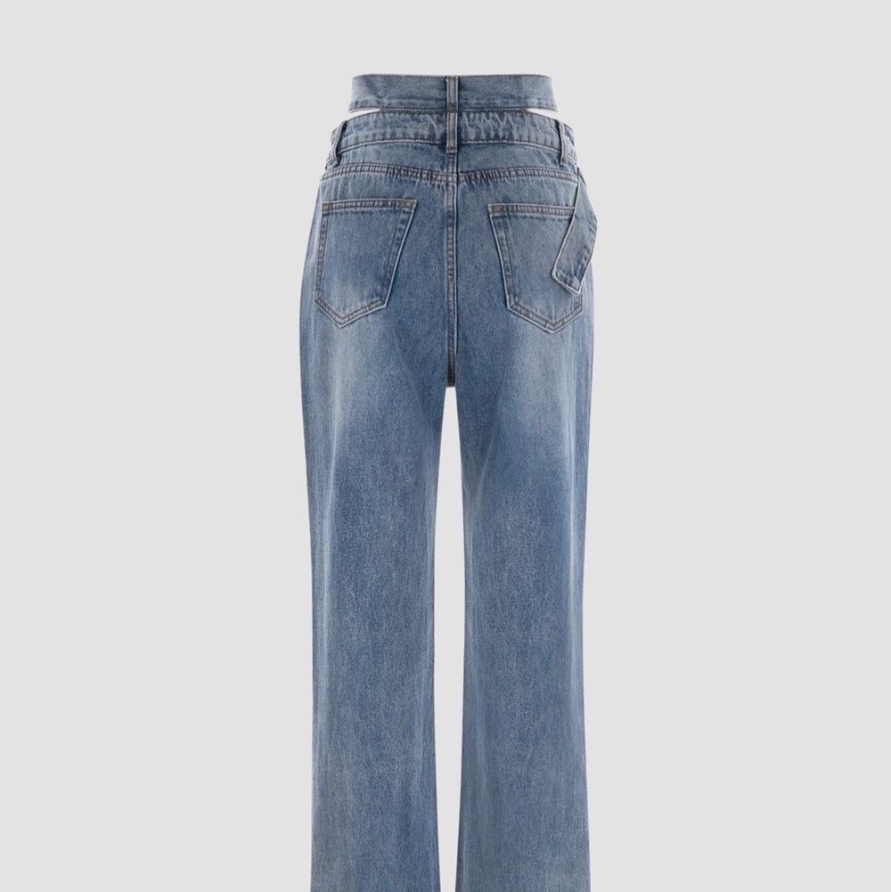 Helt nya unika jeans från cider i storlek M, utsvängda. 200kr inklusive frakt. . Jeans & Byxor.