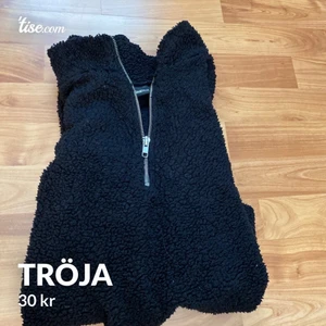 Teddy tröja  - Jättemysig och skön tröja. Storlek XL men passar även en M