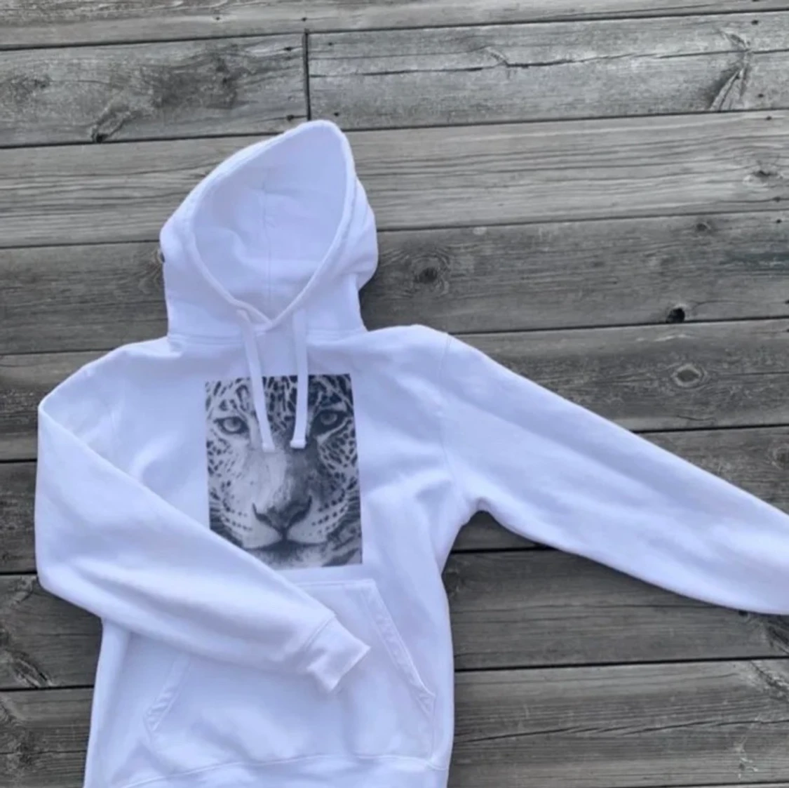 The cool elephant hoodie - 90