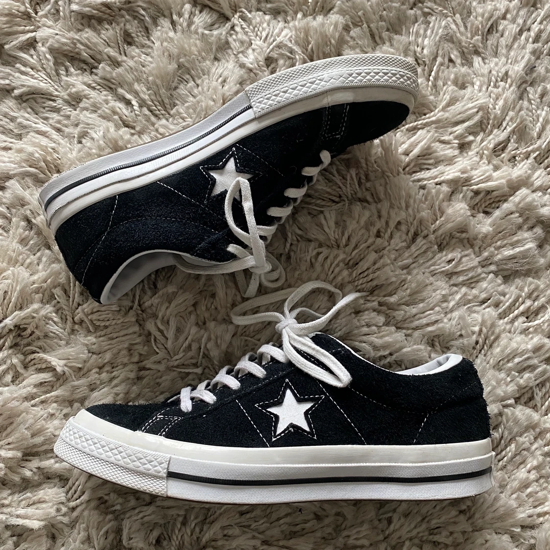 Converse one star mocka svart